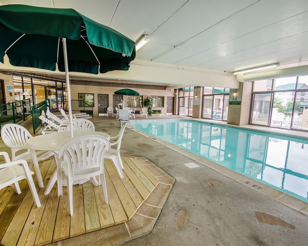 Clarion Pointe Louisville East Exteriér fotografie